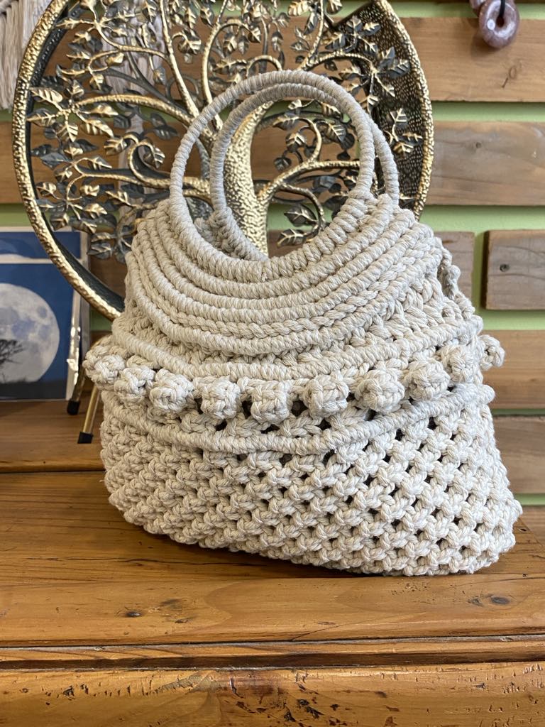 Sac à main en macramé
